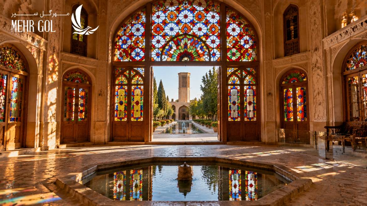 عمارت هشتی باغ دولت آباد یزد و شیشه های رنگی تاریخی