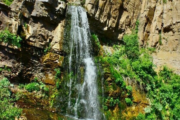 جاهای دیدنی ابشار ارانا