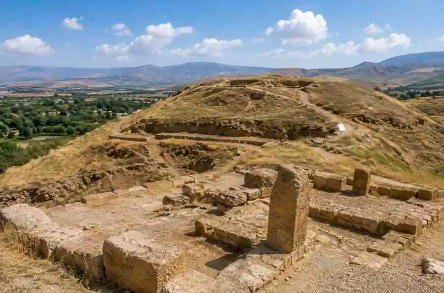 تپه باستانی گیان